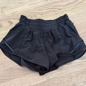Lululemon black shorts 4